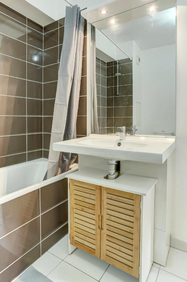 Le Curie - Saint Cyr Apartment Exterior photo